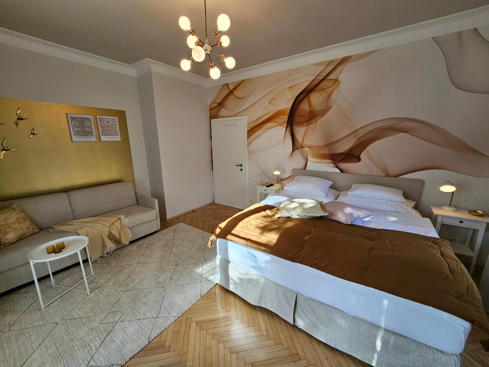 Golden Flat By Grazrentals With Parkview - Brandnew & Free Parking Bagian luar foto