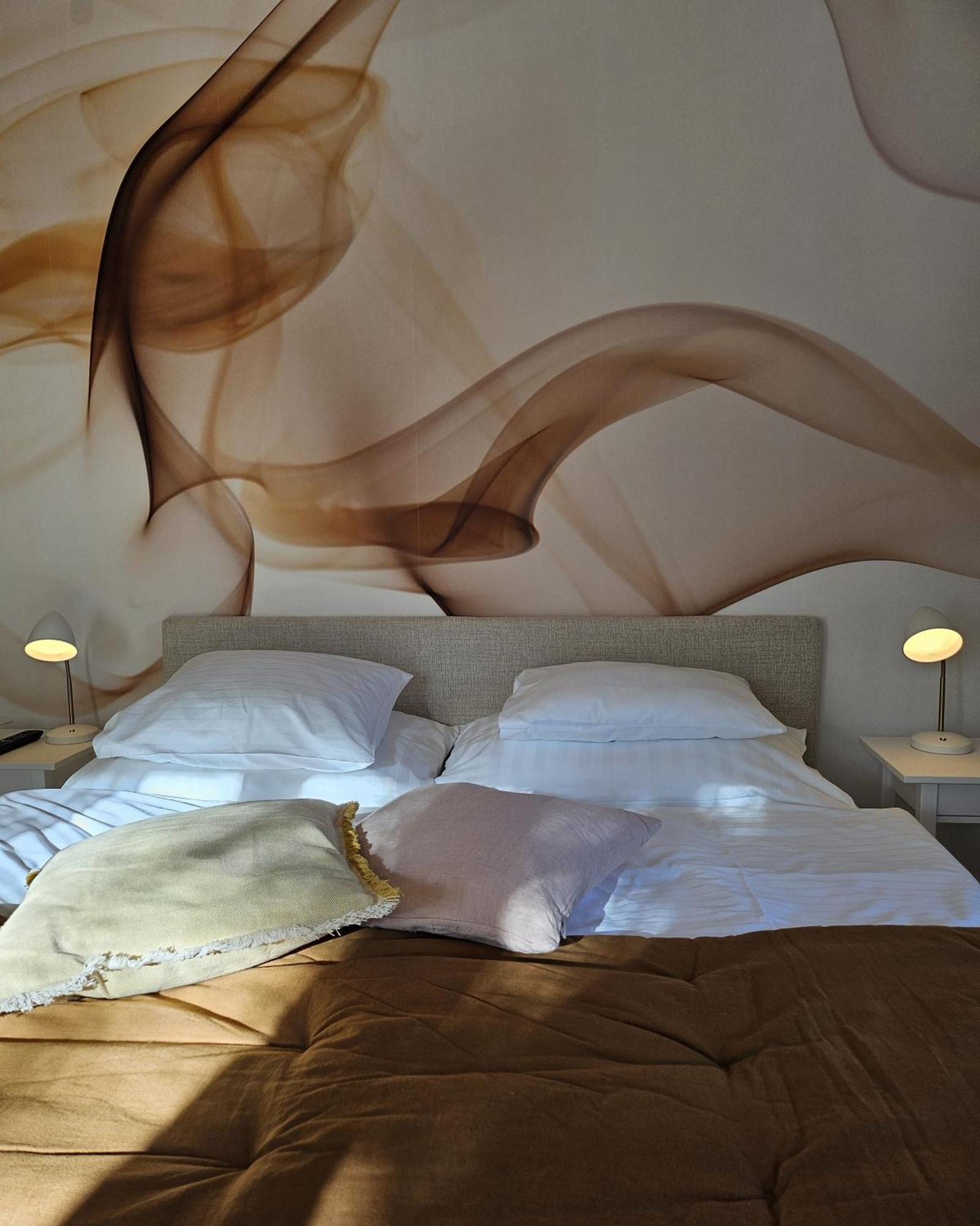 Golden Flat By Grazrentals With Parkview - Brandnew & Free Parking Bagian luar foto