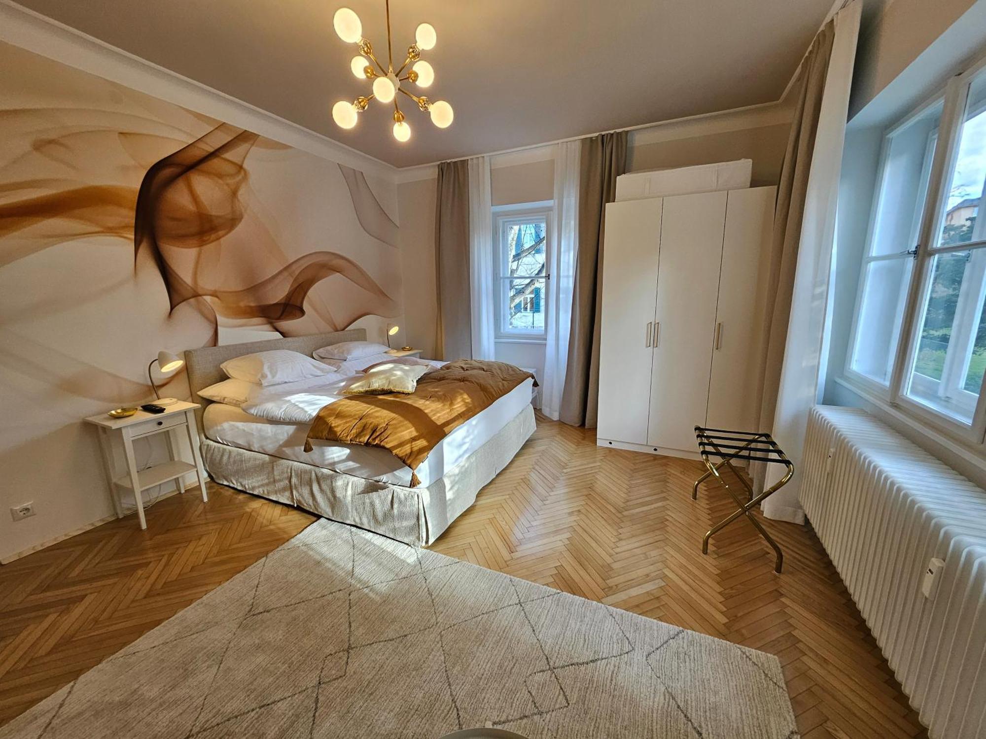 Golden Flat By Grazrentals With Parkview - Brandnew & Free Parking Bagian luar foto